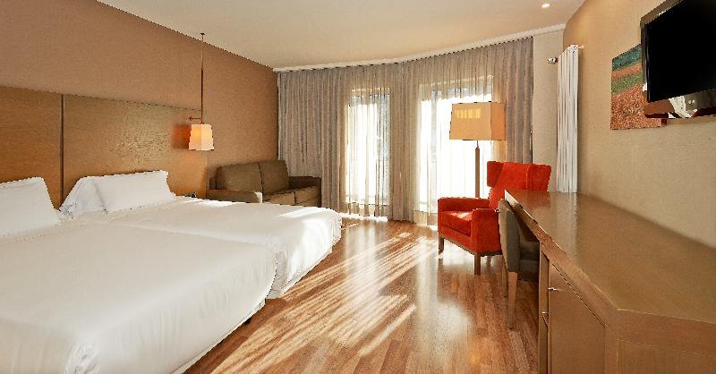 Nh Collection Leon Plaza Mayor Exterior photo